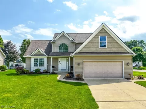 9770 Emerald Hill St NW, Canal Fulton, OH 44614
