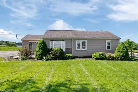14765 Lincoln Way E, Dalton, OH 44618