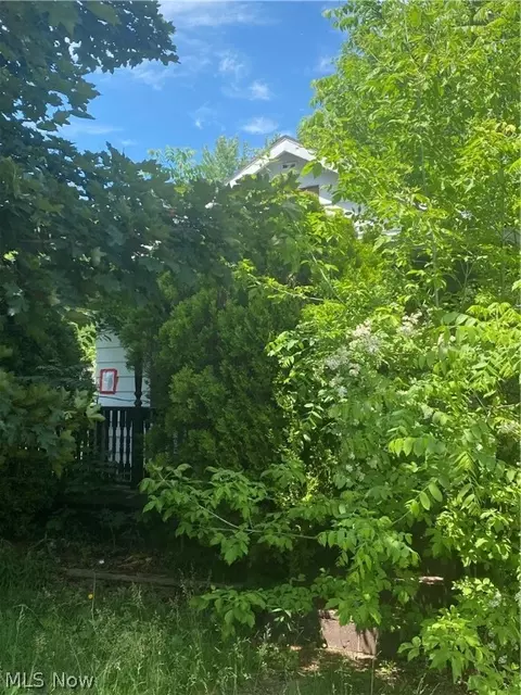 148 Morgan Ave, Elyria, OH 44035 photo 3