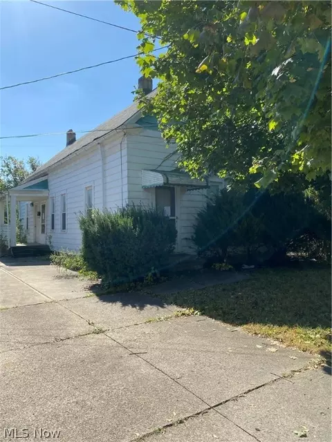6200 Gertrude Ave, Cleveland, OH 44105