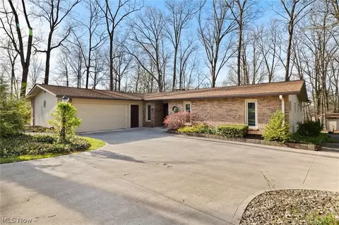 1154 Shady Ln, Ashland, OH 44805