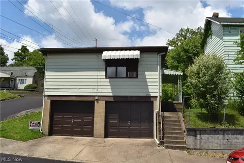 3515 Franklin St, Bellaire, OH 43906