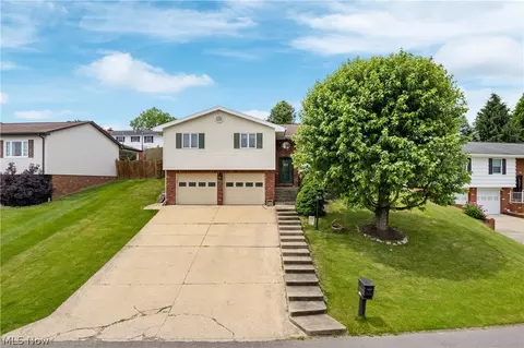 1329 Kennedy Ave, Martins Ferry, OH 43935