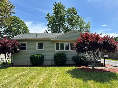 1769 Lealand Ave, Poland, OH 44514