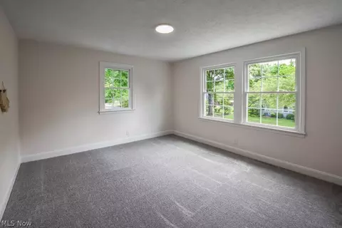 Bedroom - 836 Eaglenest Ave, Akron, OH 44303 photo 3 of 6