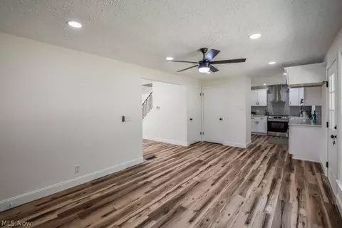 Living - 836 Eaglenest Ave, Akron, OH 44303 photo 5 of 5