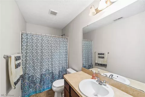 4679 Fields Way, Lorain, OH 44053 photo 24