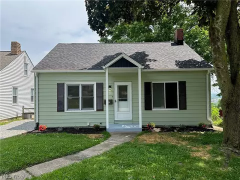 1811 New York St, Akron, OH 44314