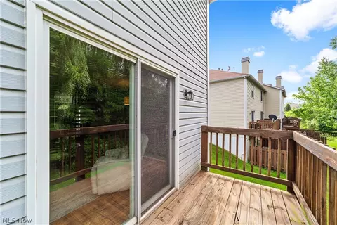 1200 Pinecrest Pl, Willoughby, OH 44094 photo 28