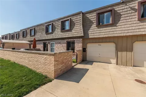 885 Tollis, Broadview Heights, OH 44147