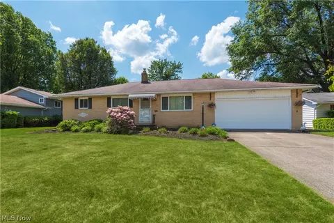 13617 Sheldon Rd, Middleburg Heights, OH 44130