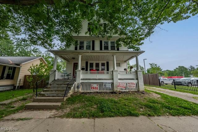 309 8th St Elyria OH 44035 10 Photos Movoto