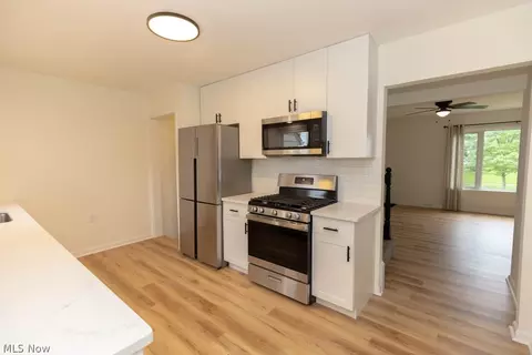 Kitchen - 33665 Baldwin Rd, Solon, OH 44139 photo 1 of 2