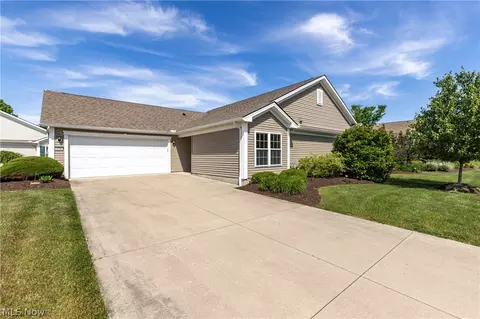 456 Bridge Pointe Ln, Brunswick, OH 44212