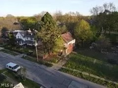 10108 Flora Ave, Cleveland, OH 44108