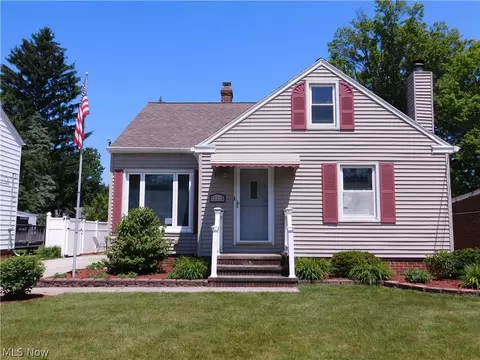 23228 Clifford Dr, North Olmsted, OH 44070