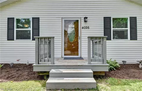 Exterior - 4026 9th St NW, Canton, OH 44708 photo 2 of 10