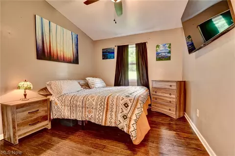 Bedroom - 4026 9th St NW, Canton, OH 44708 photo 2 of 3