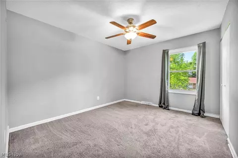 4101 Hialeah Dr, Parma, OH 44134 photo 21