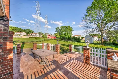 4101 Hialeah Dr, Parma, OH 44134 photo 42
