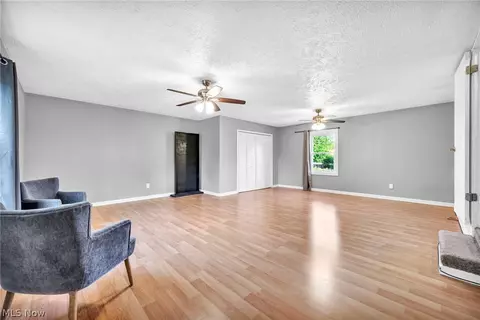 4101 Hialeah Dr, Parma, OH 44134 photo 30