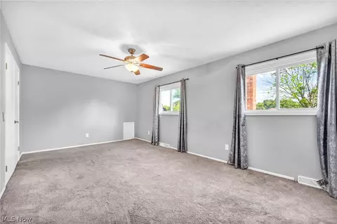 4101 Hialeah Dr, Parma, OH 44134 photo 27