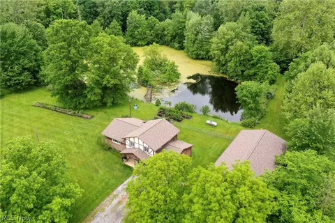 10681 Silica Sand Rd, Windham, OH 44288