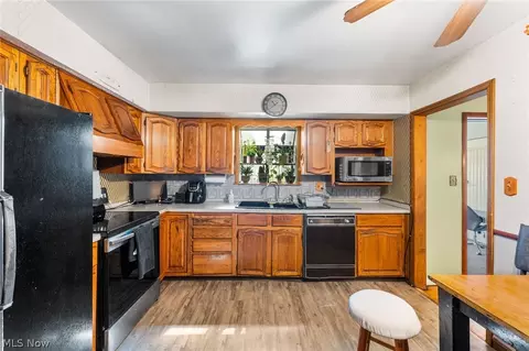 Kitchen - 431 E 245 St, Euclid, OH 44123 photo 2 of 3