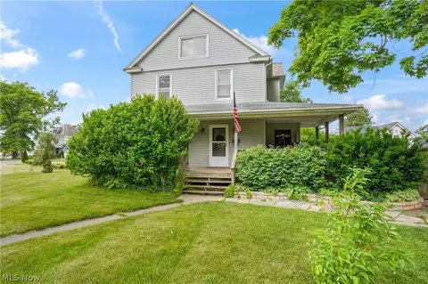 695 N Lincoln Ave, Salem, OH 44460