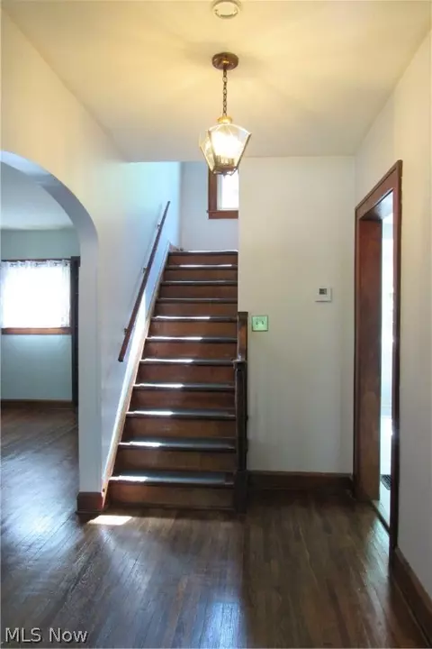 Entry Way - 2730 Tryon Rd, Ashtabula, OH 44004 photo 1 of 5
