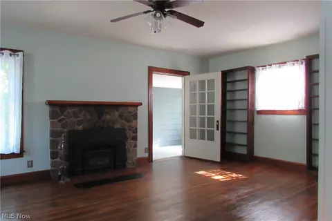 Living - 2730 Tryon Rd, Ashtabula, OH 44004 photo 1 of 3