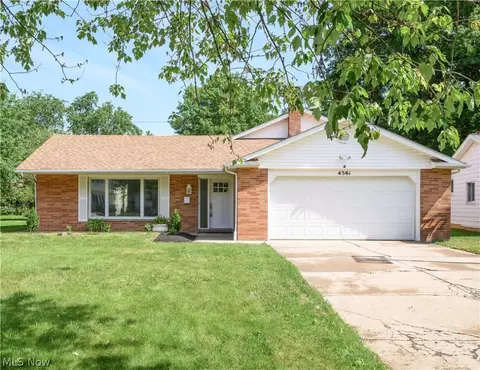 4561 Wilburn Dr, South Euclid, OH 44121
