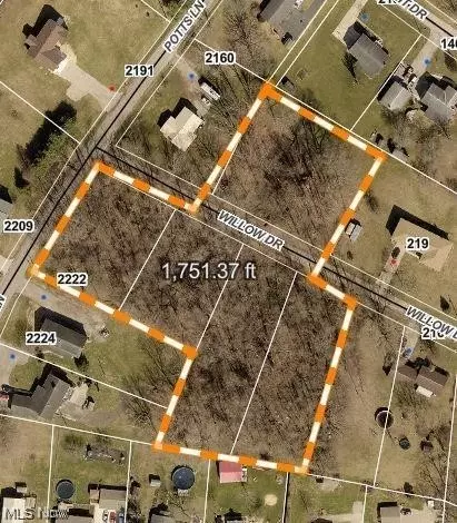 Willow Drive, Zanesville, OH 43701