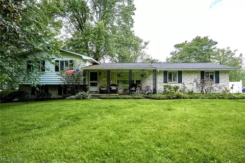 3275 Beechwood Ave, Alliance, OH 44601