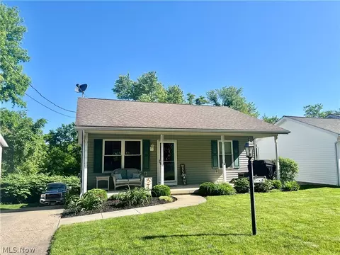 223 Railroad St, Barnesville, OH 43713
