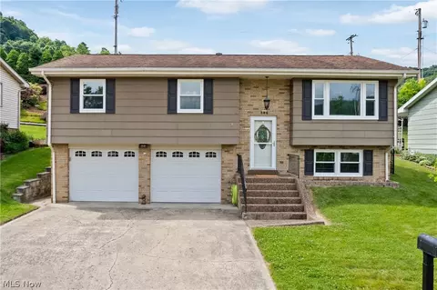 509 Orchid Dr, Martins Ferry, OH 43935