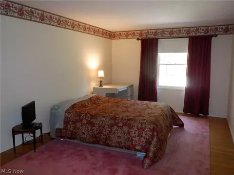 Bedroom - 5920 Buckboard Ln, Solon, OH 44139 photo 1 of 4