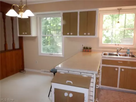 Kitchen - 5920 Buckboard Ln, Solon, OH 44139 photo 1 of 3