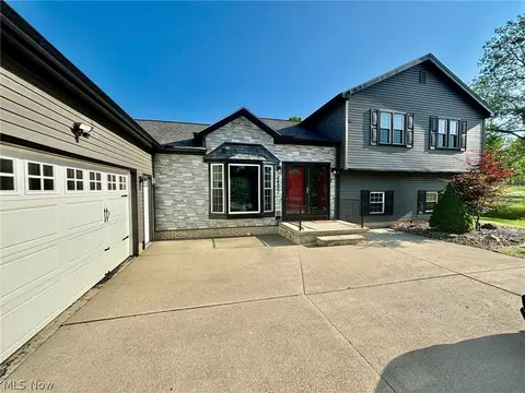 24921 Forbes Rd, Bedford, OH 44146