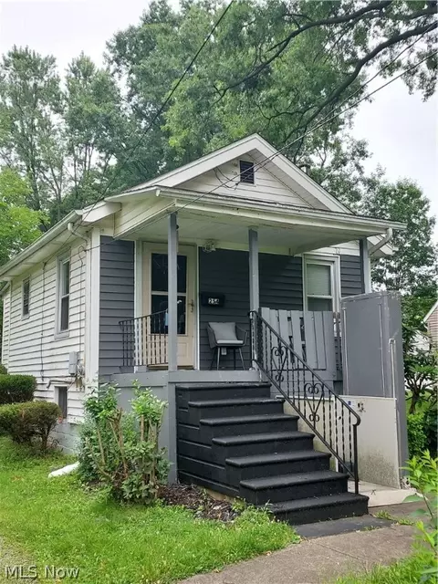 254 Laurel St, Youngstown, OH 44505