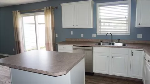 5337 Treeview Cir, Kent, OH 44240 photo 13