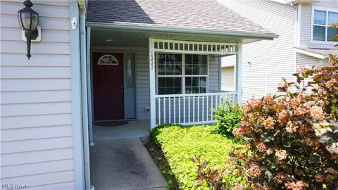5337 Treeview Cir, Kent, OH 44240 photo 9