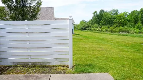 5337 Treeview Cir, Kent, OH 44240 photo 10