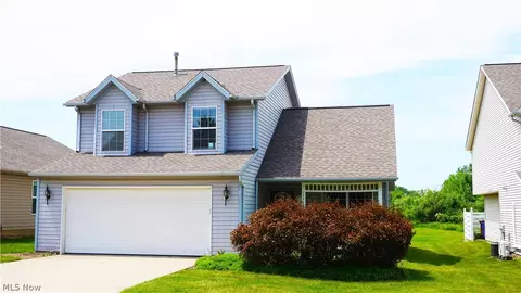 5337 Treeview Cir, Kent, OH 44240 photo 2