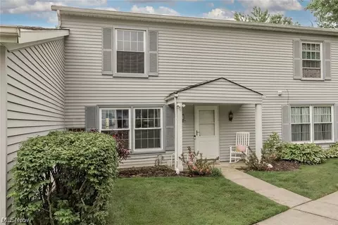 3413 Beaver Trl #A, Aurora, OH 44202