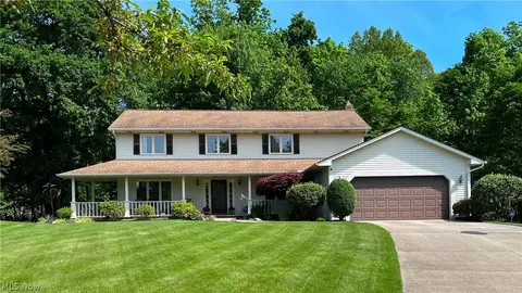 6203 N Huntington Dr, Solon, OH 44139