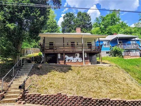 43 Forest Hills Dr, Wheeling, WV 26003 - Movoto