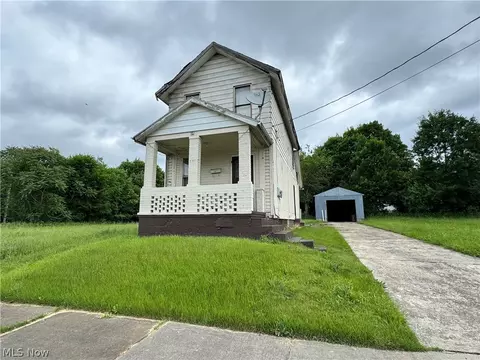 1712 Oakland, Youngstown, OH 44510