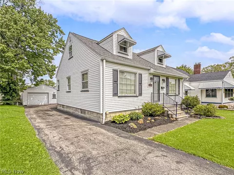 1662 Meadowbrook Ave, Youngstown, OH 44514