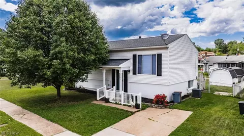 2505 23rd Ave, Parkersburg, WV 26101